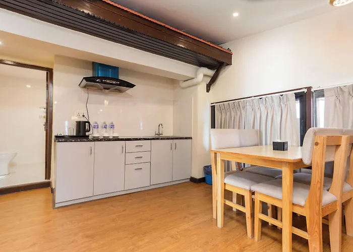 Business Hotel 4*
